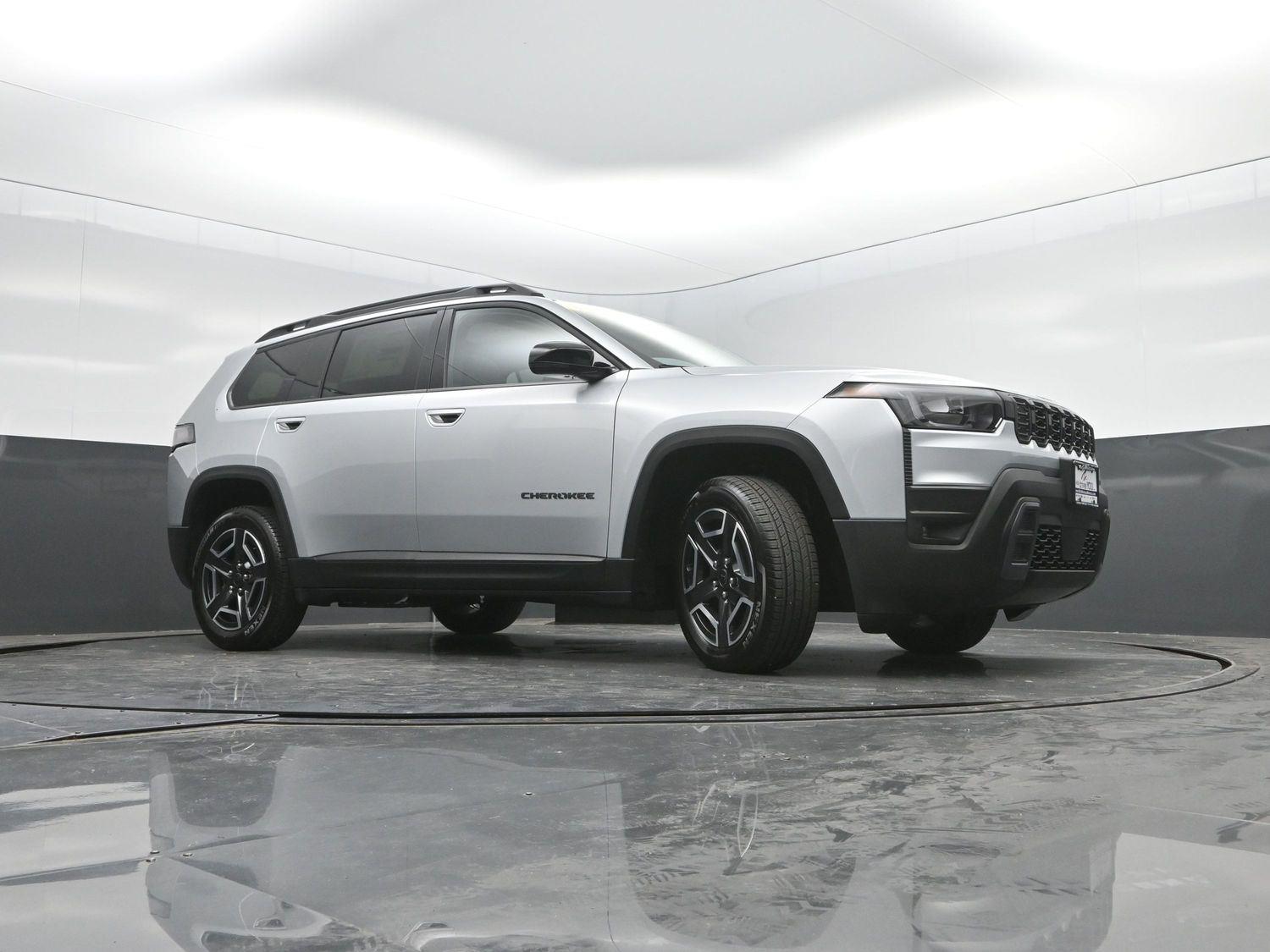New 2026 Silver Zynith Clearcoat Jeep Laredo image 36