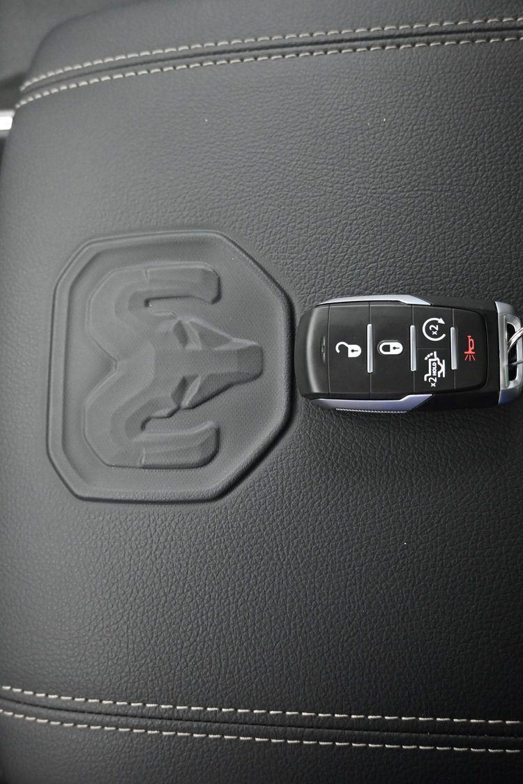 New 2026 Bright White Clearcoat Ram Laramie image 37