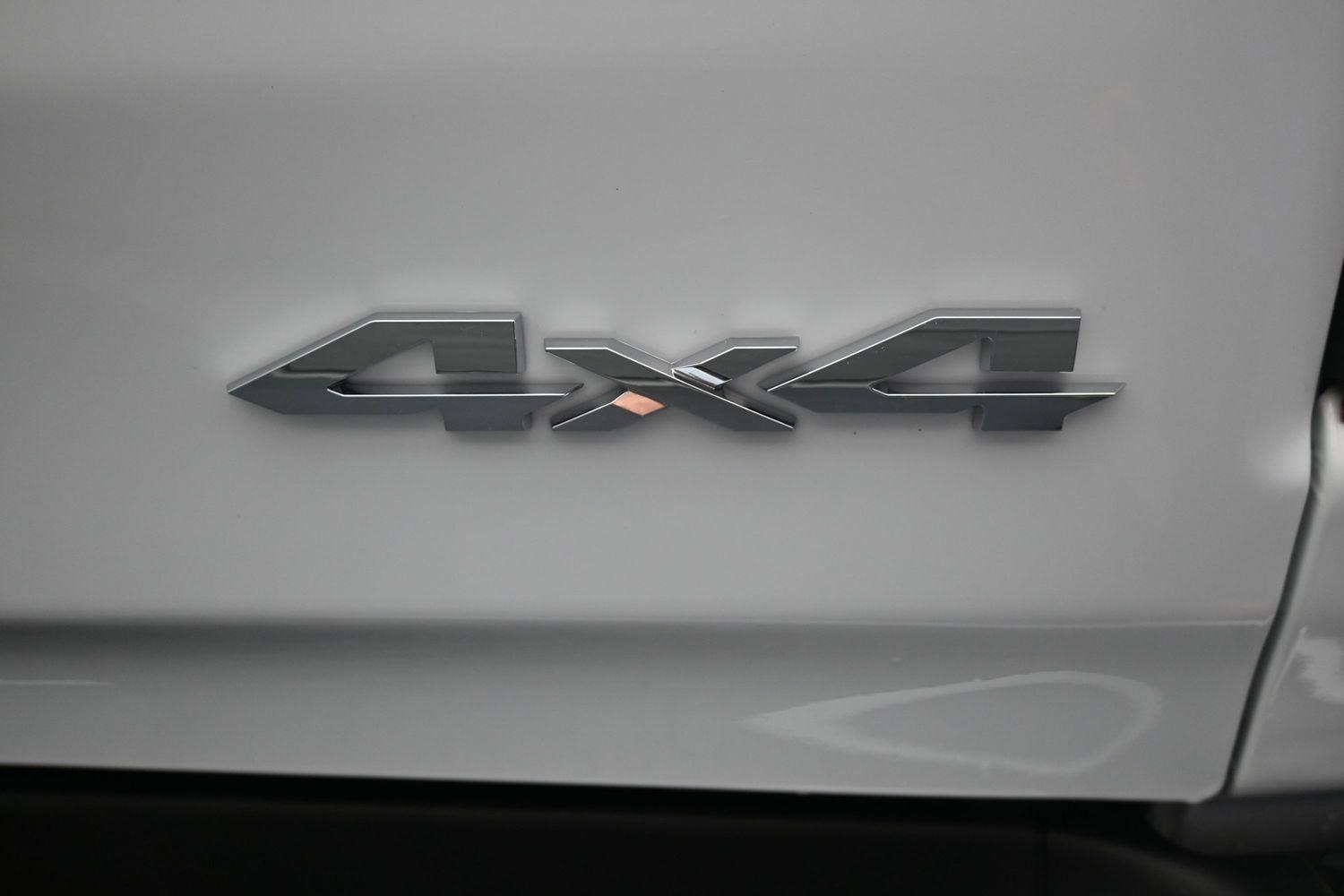 New 2026 Bright White Clearcoat Ram Laramie image 16