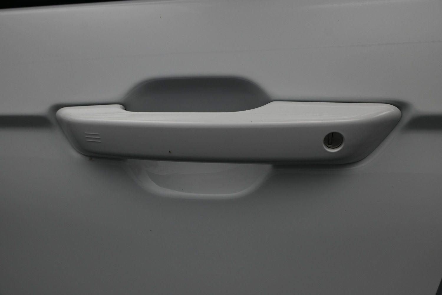 New 2026 Bright White Clearcoat Jeep Laredo Altitude image 8
