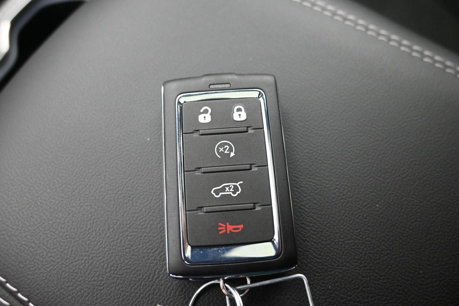 New 2026 Bright White Clearcoat Jeep Laredo Altitude image 23