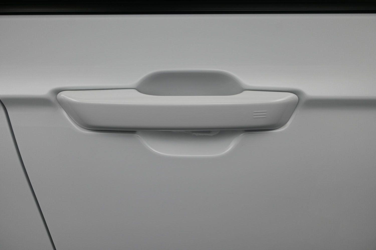 New 2026 Bright White Clearcoat Jeep Laredo Altitude image 26