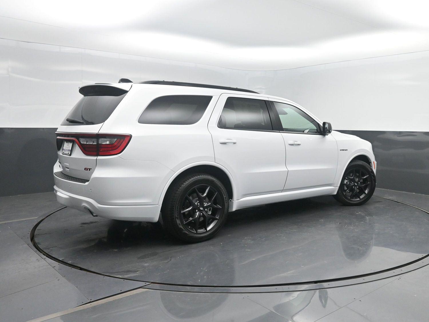 New 2026 White Knuckle Clearcoat Dodge GT Plus HEMI V8 image 2