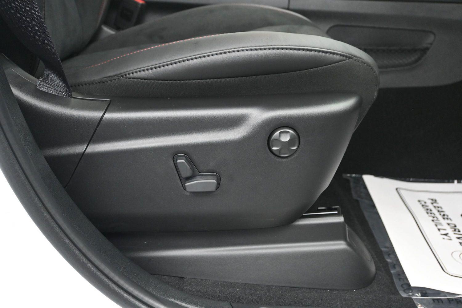 New 2026 White Knuckle Clearcoat Dodge GT Plus HEMI V8 image 9