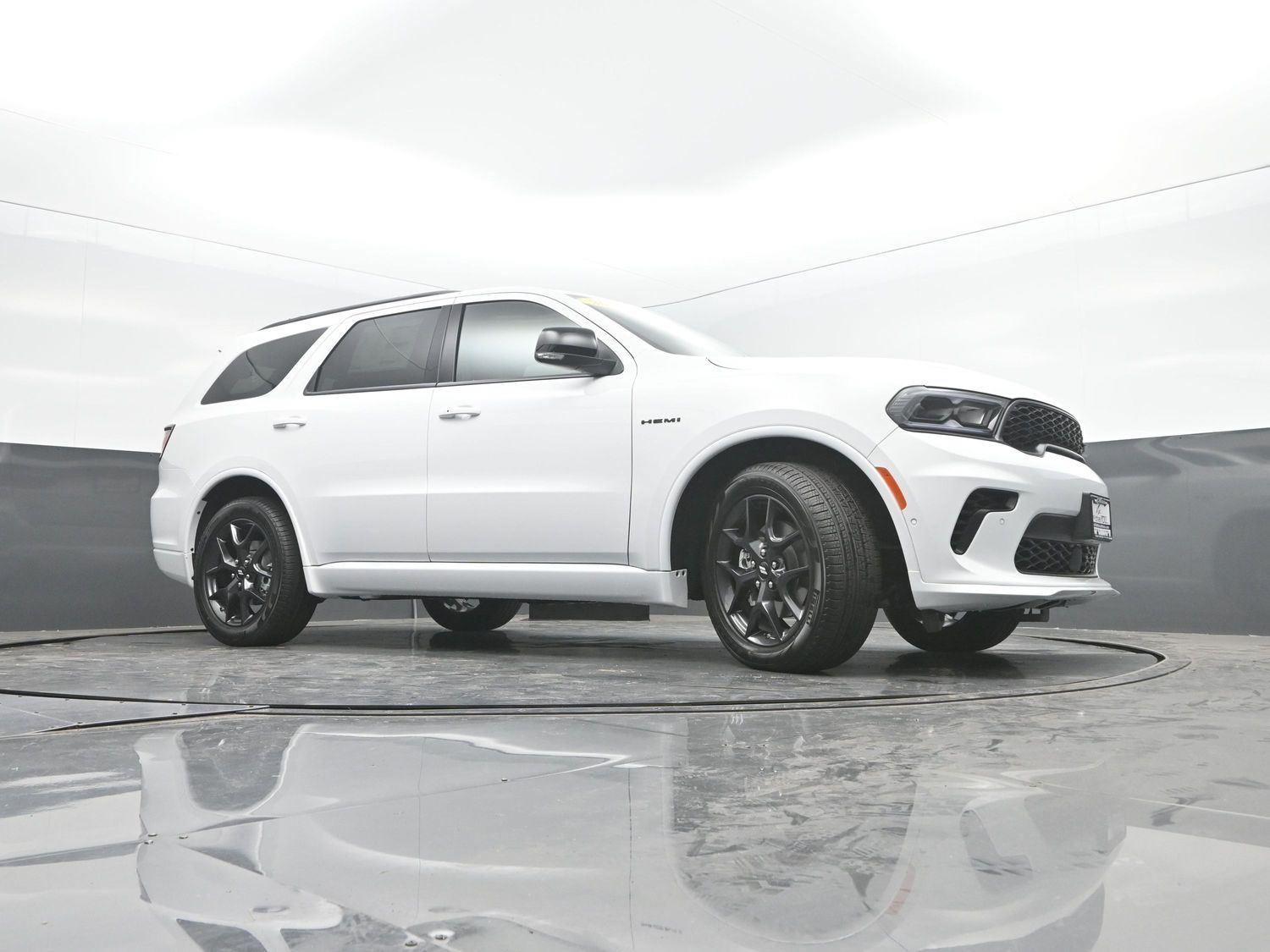 New 2026 White Knuckle Clearcoat Dodge GT Plus HEMI V8 image 38