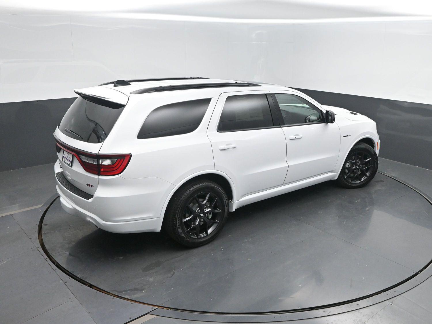 New 2026 White Knuckle Clearcoat Dodge GT Plus HEMI V8 image 41