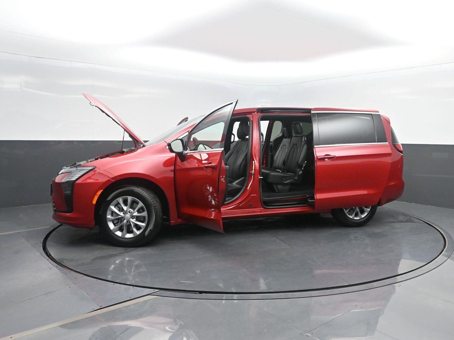 New 2027 Red Hot Pearlcoat Chrysler Select image 49