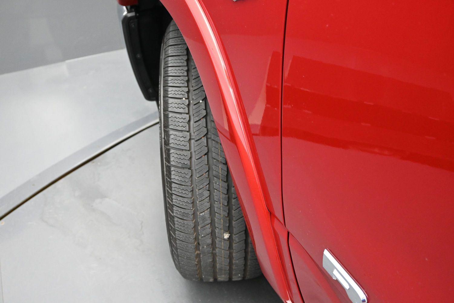 New 2026 Molten Red Pearlcoat Ram Laramie image 5