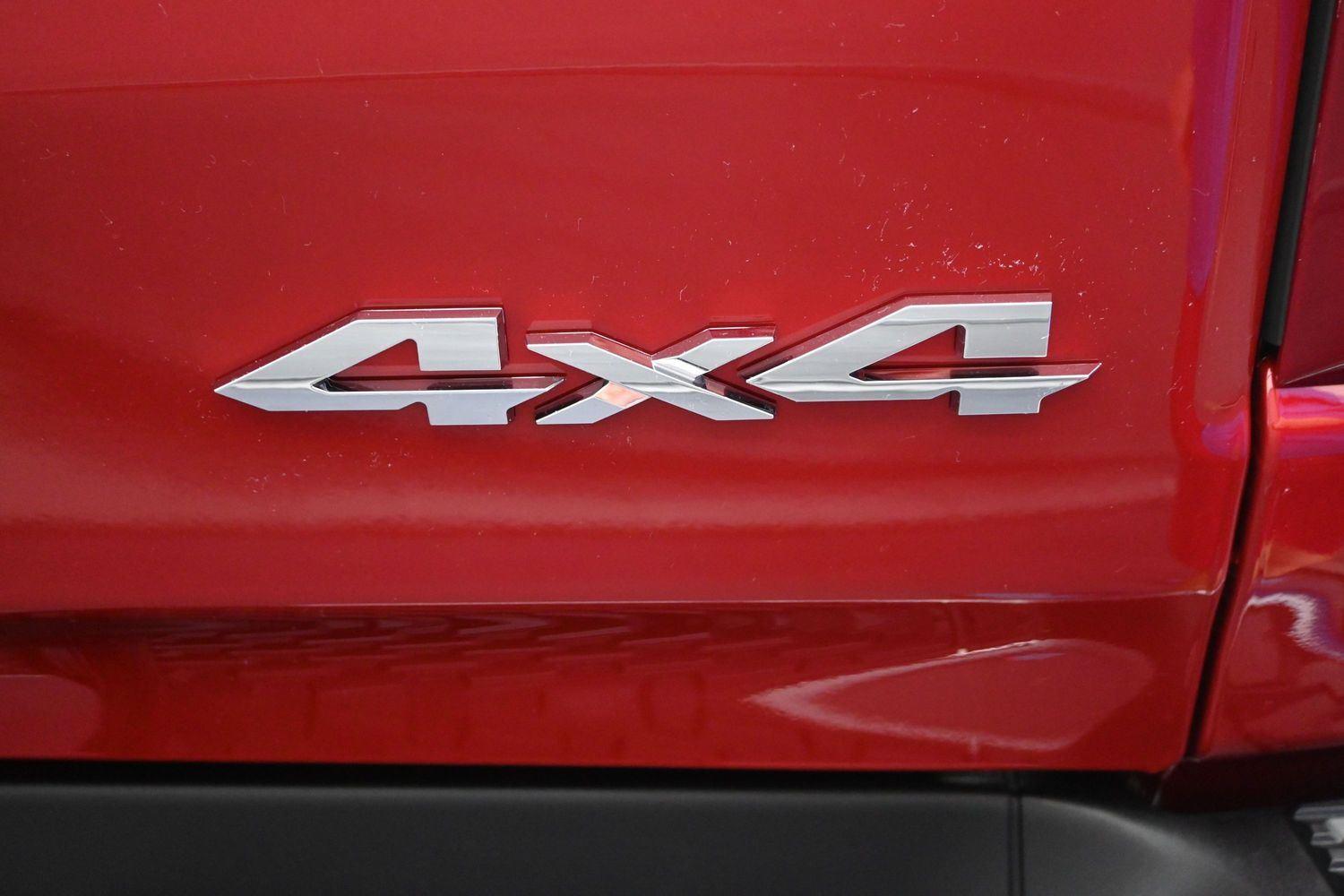 New 2026 Molten Red Pearlcoat Ram Laramie image 17