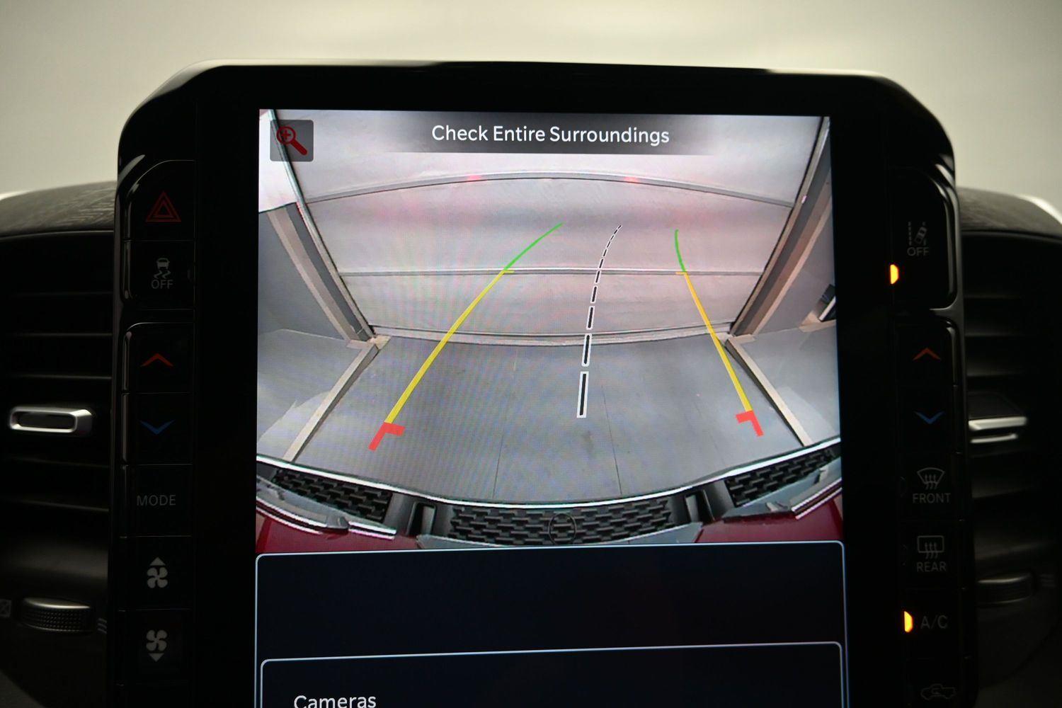 New 2026 Molten Red Pearlcoat Ram Laramie image 32