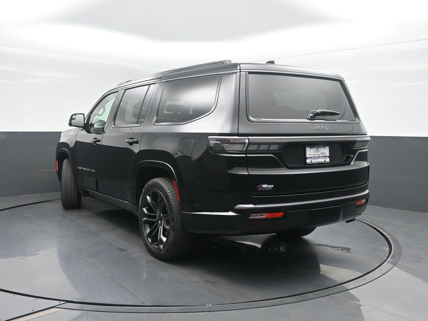 New 2026 High Gloss Black Jeep Summit Reserve image 44