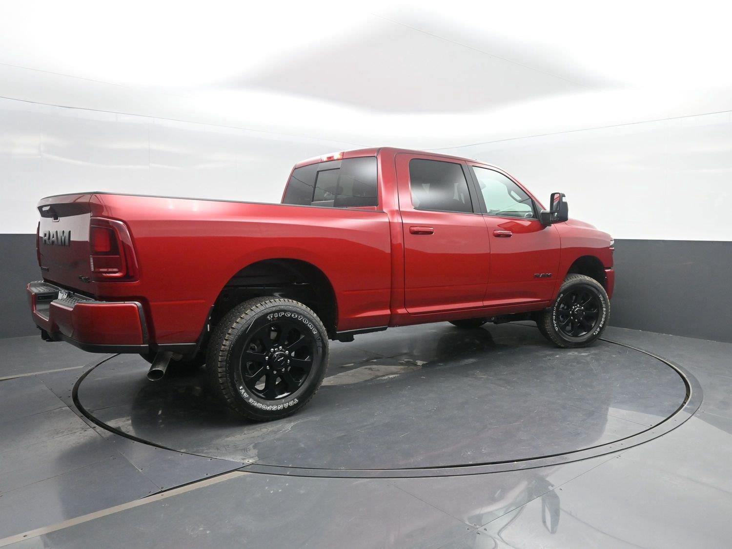 New 2026 Molten Red Pearlcoat Ram Laramie image 2