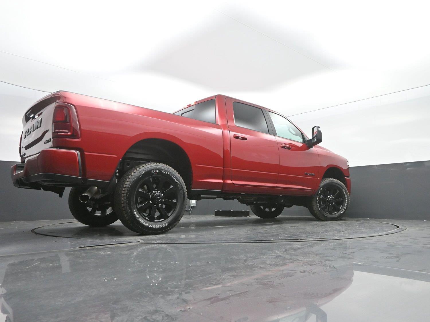 New 2026 Molten Red Pearlcoat Ram Laramie image 39