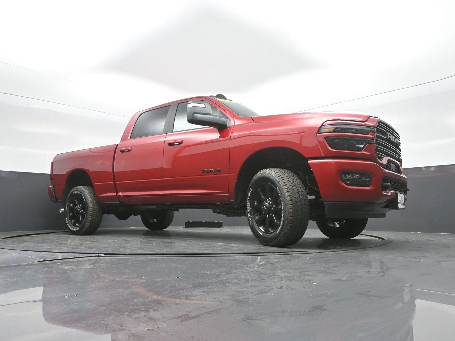New 2026 Molten Red Pearlcoat Ram Laramie image 40