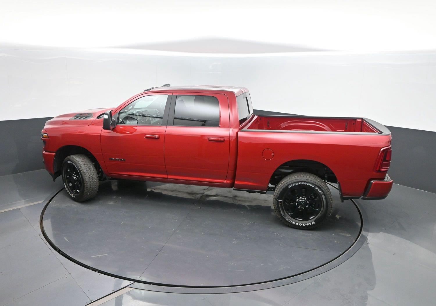 New 2026 Molten Red Pearlcoat Ram Laramie image 42