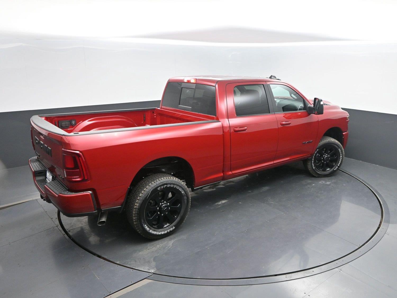 New 2026 Molten Red Pearlcoat Ram Laramie image 43
