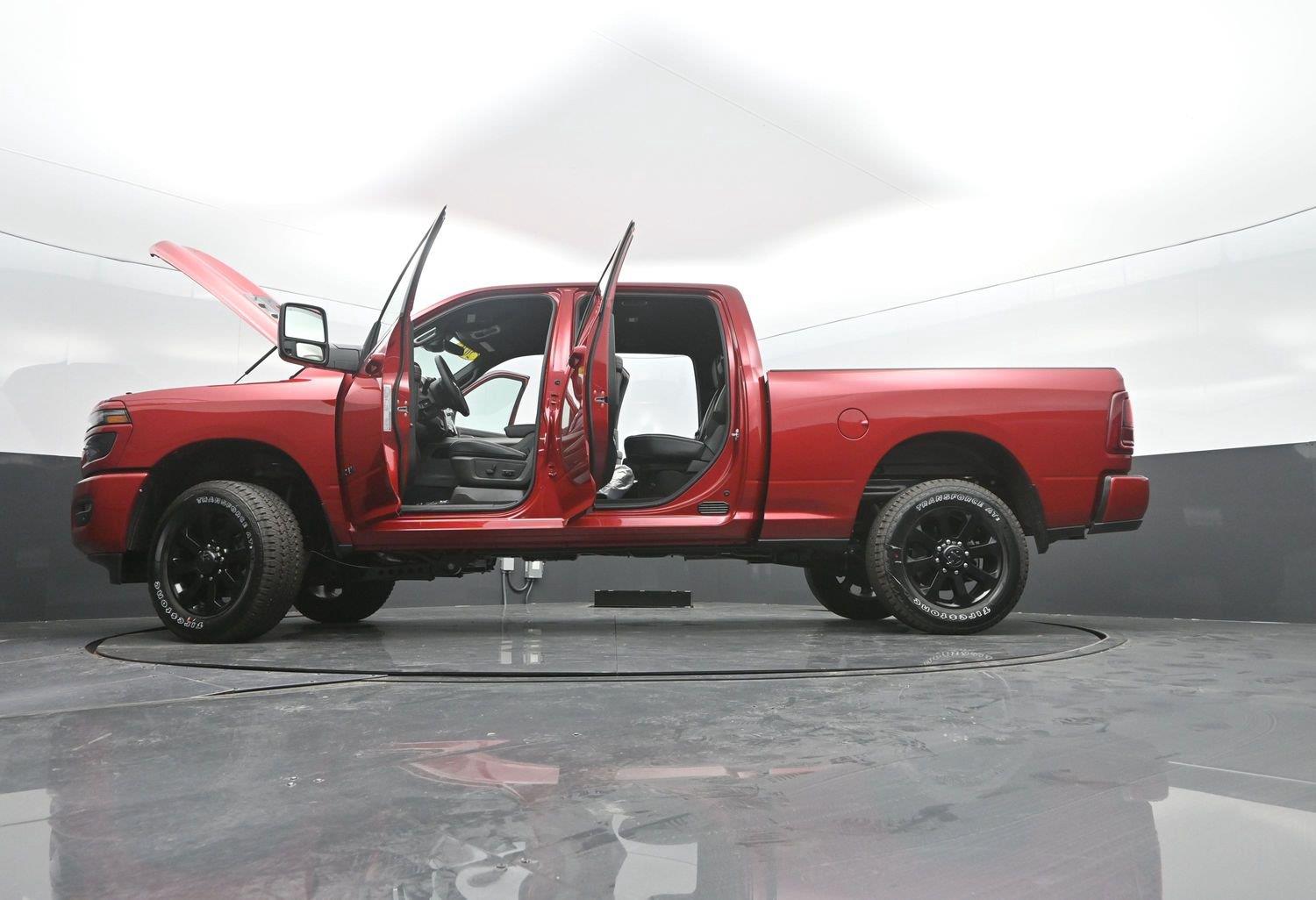 New 2026 Molten Red Pearlcoat Ram Laramie image 55