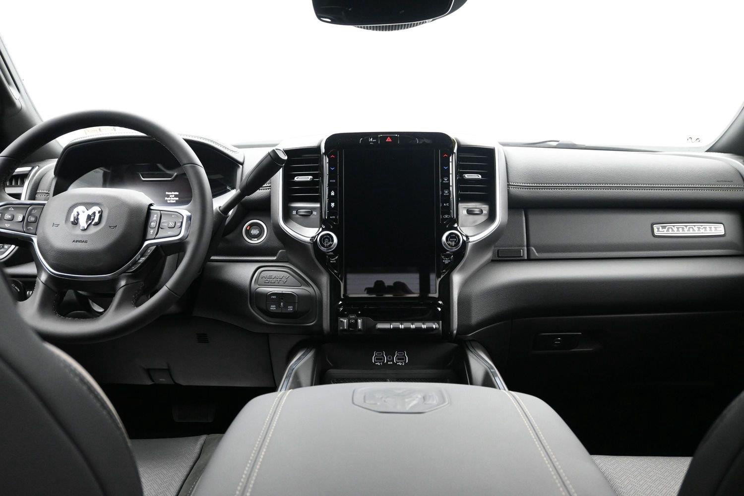 New 2026 Diamond Black Crystal Pearlcoat Ram Laramie image 15