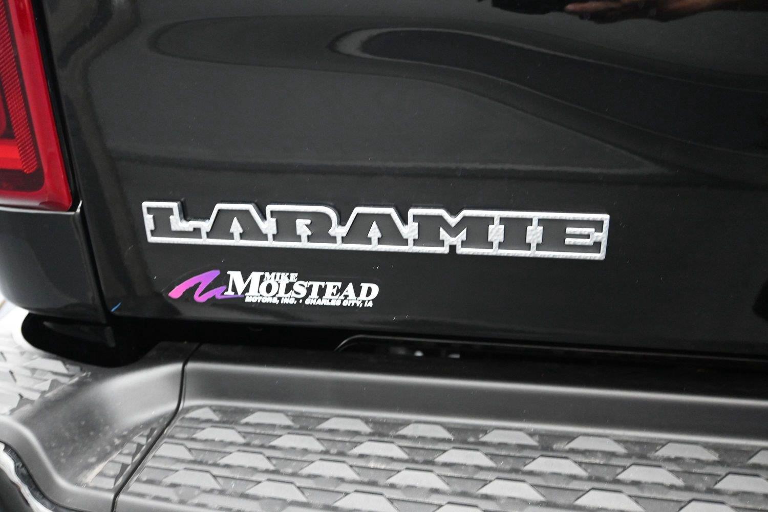 New 2026 Diamond Black Crystal Pearlcoat Ram Laramie image 18