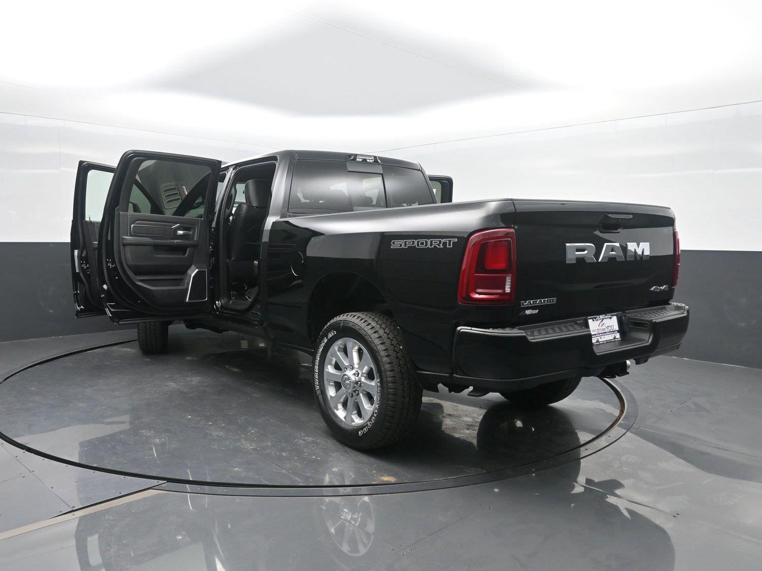New 2026 Diamond Black Crystal Pearlcoat Ram Laramie image 52