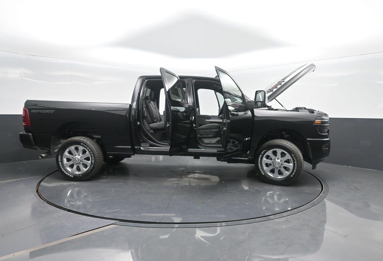 New 2026 Diamond Black Crystal Pearlcoat Ram Laramie image 53