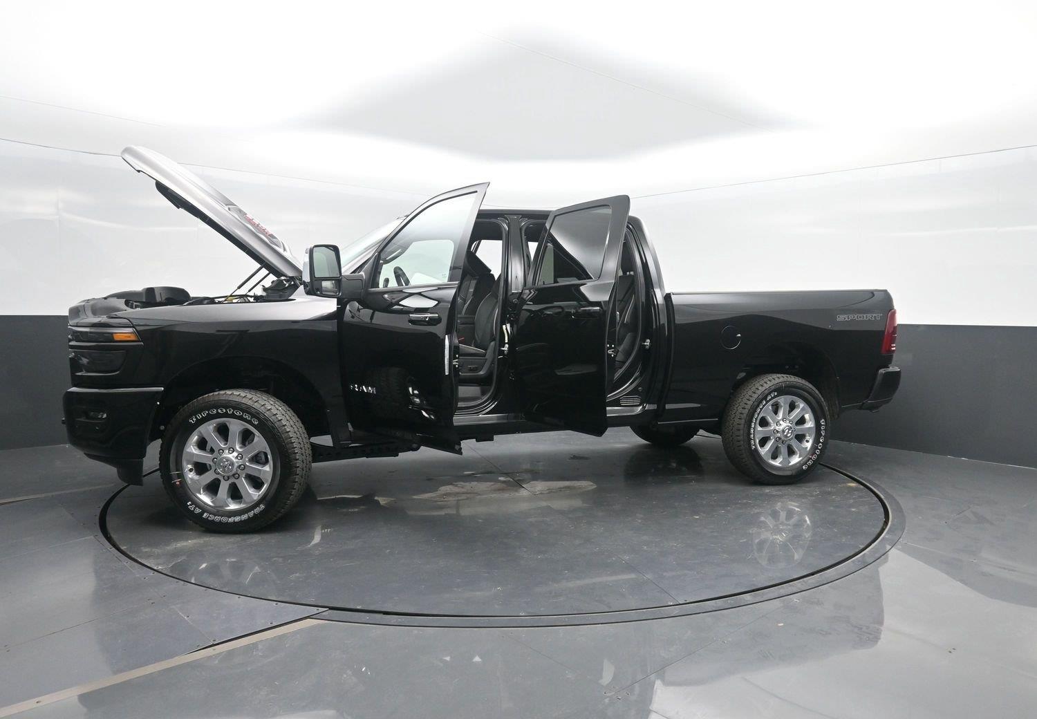 New 2026 Diamond Black Crystal Pearlcoat Ram Laramie image 54