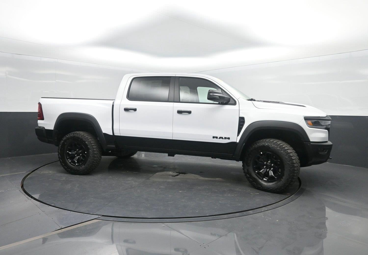 New 2026 Bright White Clearcoat Ram RHO image 4