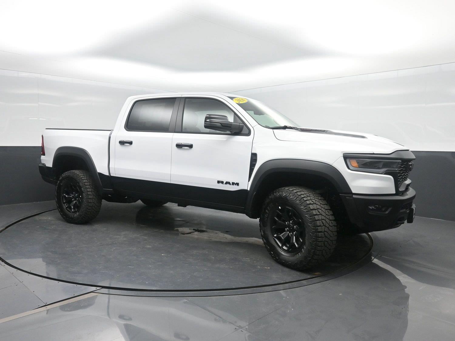 New 2026 Bright White Clearcoat Ram RHO image 5