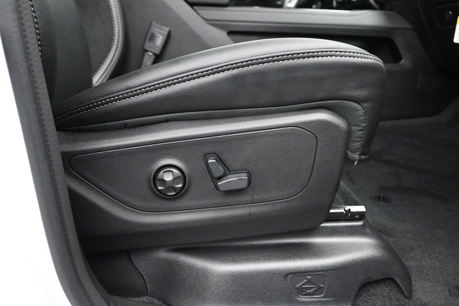 New 2026 Bright White Clearcoat Ram RHO image 11