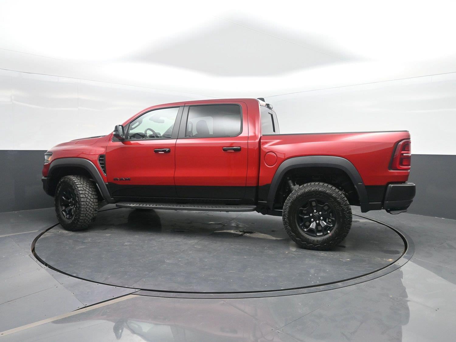 New 2026 Molten Red Pearlcoat Ram RHO image 46