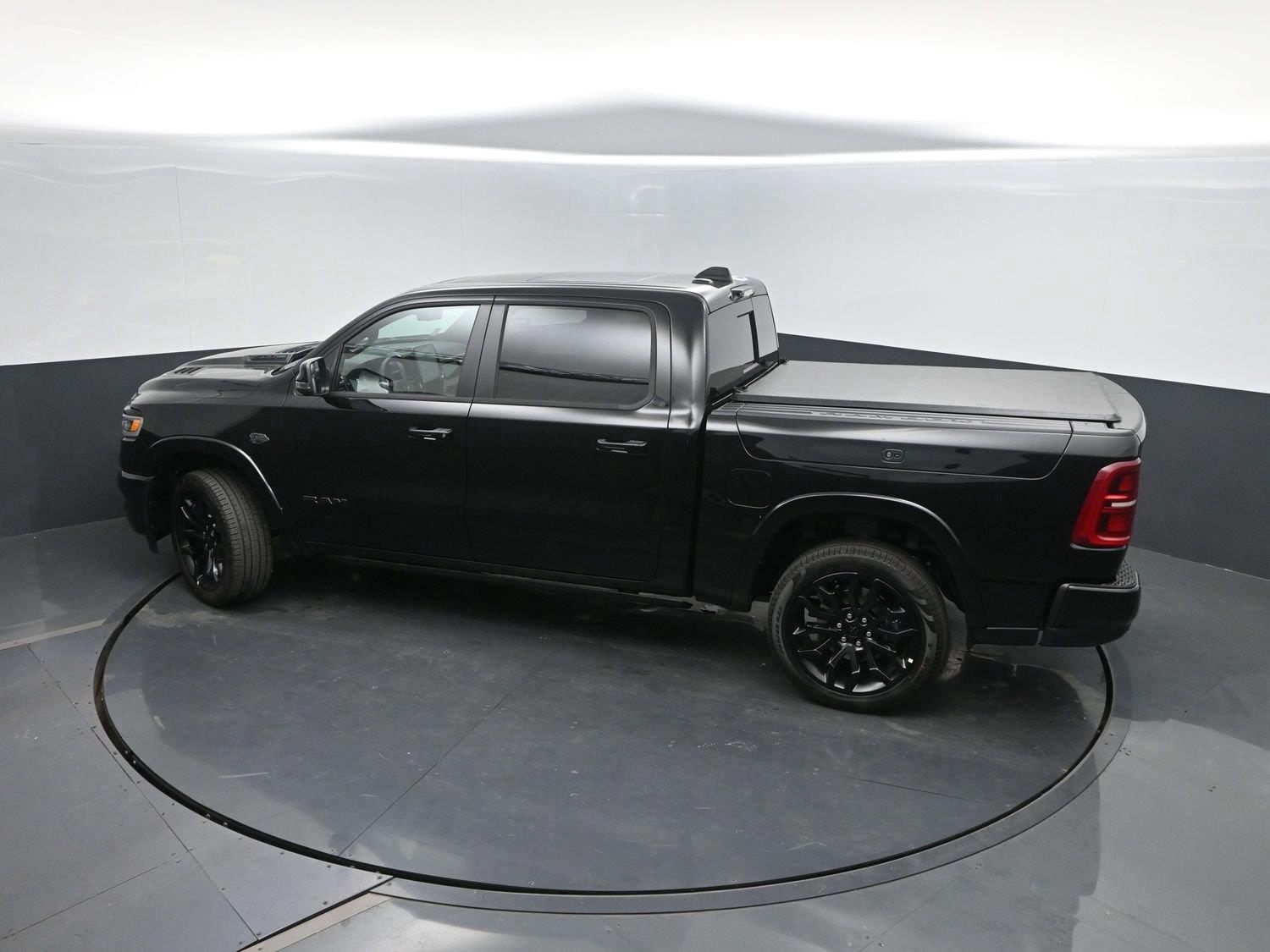 New 2027 Diamond Black Crystal Pearlcoat Ram Limited image 44