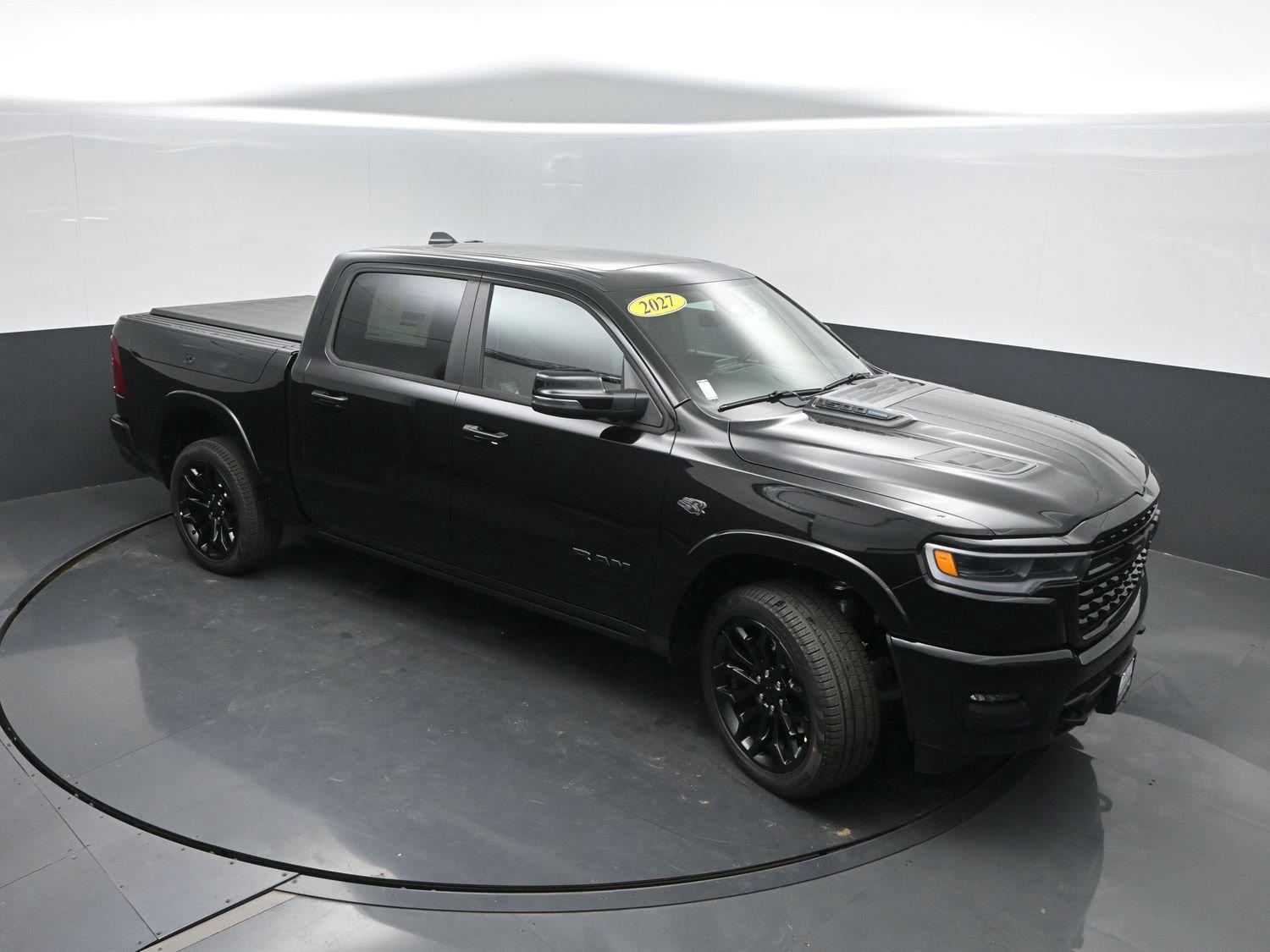 New 2027 Diamond Black Crystal Pearlcoat Ram Limited image 46