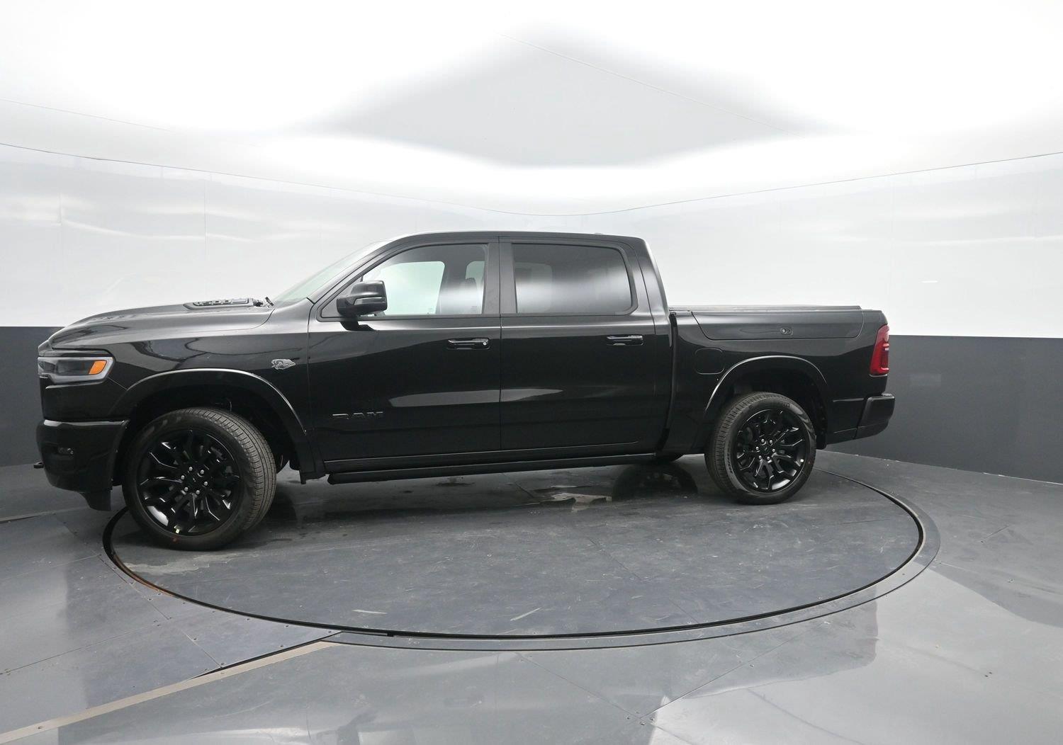 New 2027 Diamond Black Crystal Pearlcoat Ram Limited image 48