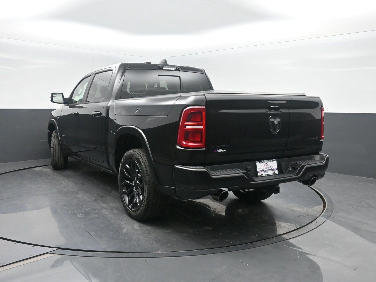 New 2027 Diamond Black Crystal Pearlcoat Ram Limited image 50