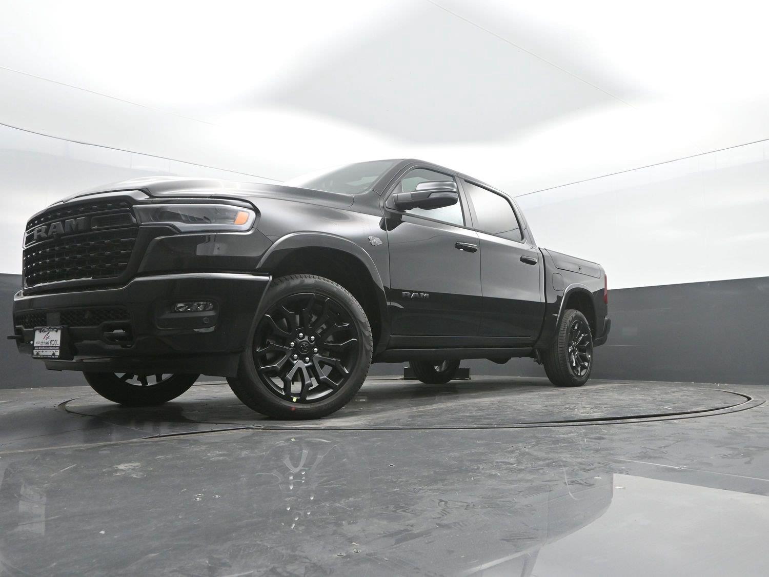 New 2027 Diamond Black Crystal Pearlcoat Ram Limited image 51