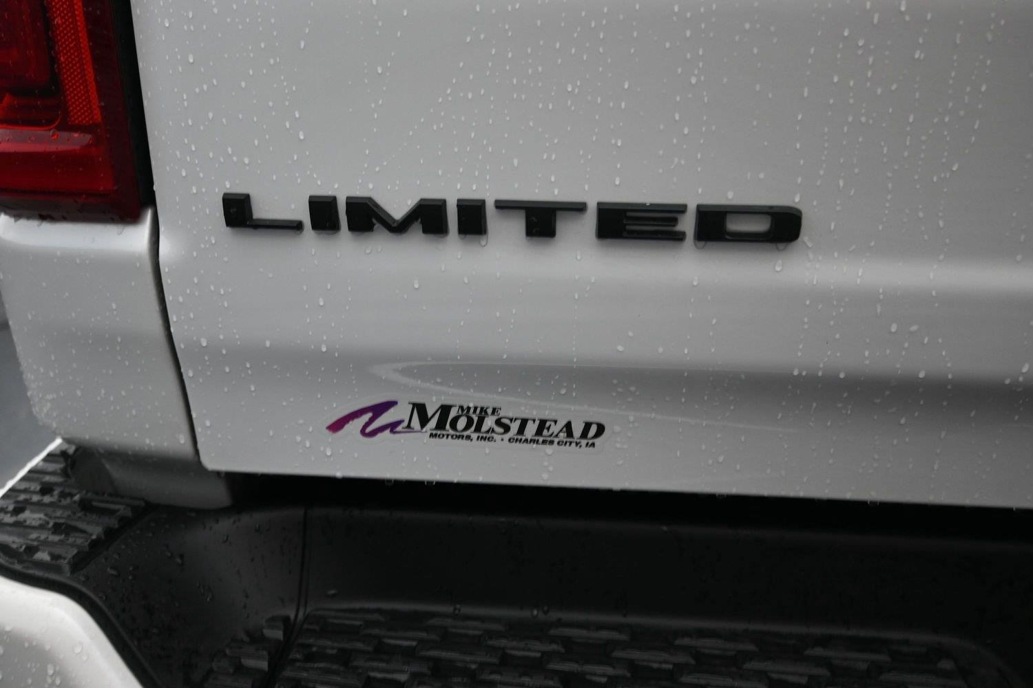 New 2027 Ivory White Tri-Coat Pearlcoat Ram Limited image 19