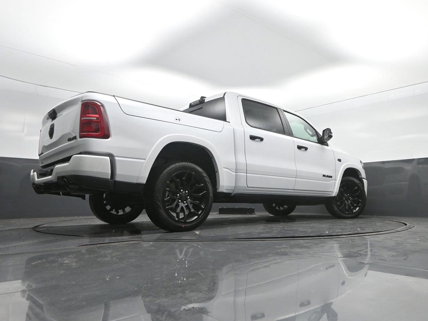 New 2027 Ivory White Tri-Coat Pearlcoat Ram Limited image 41