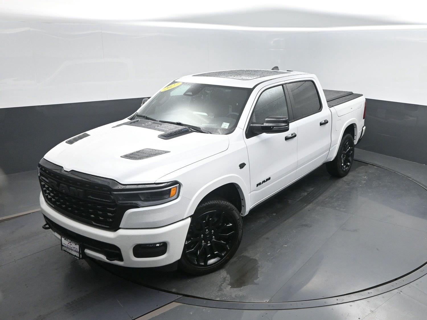 New 2027 Ivory White Tri-Coat Pearlcoat Ram Limited image 43