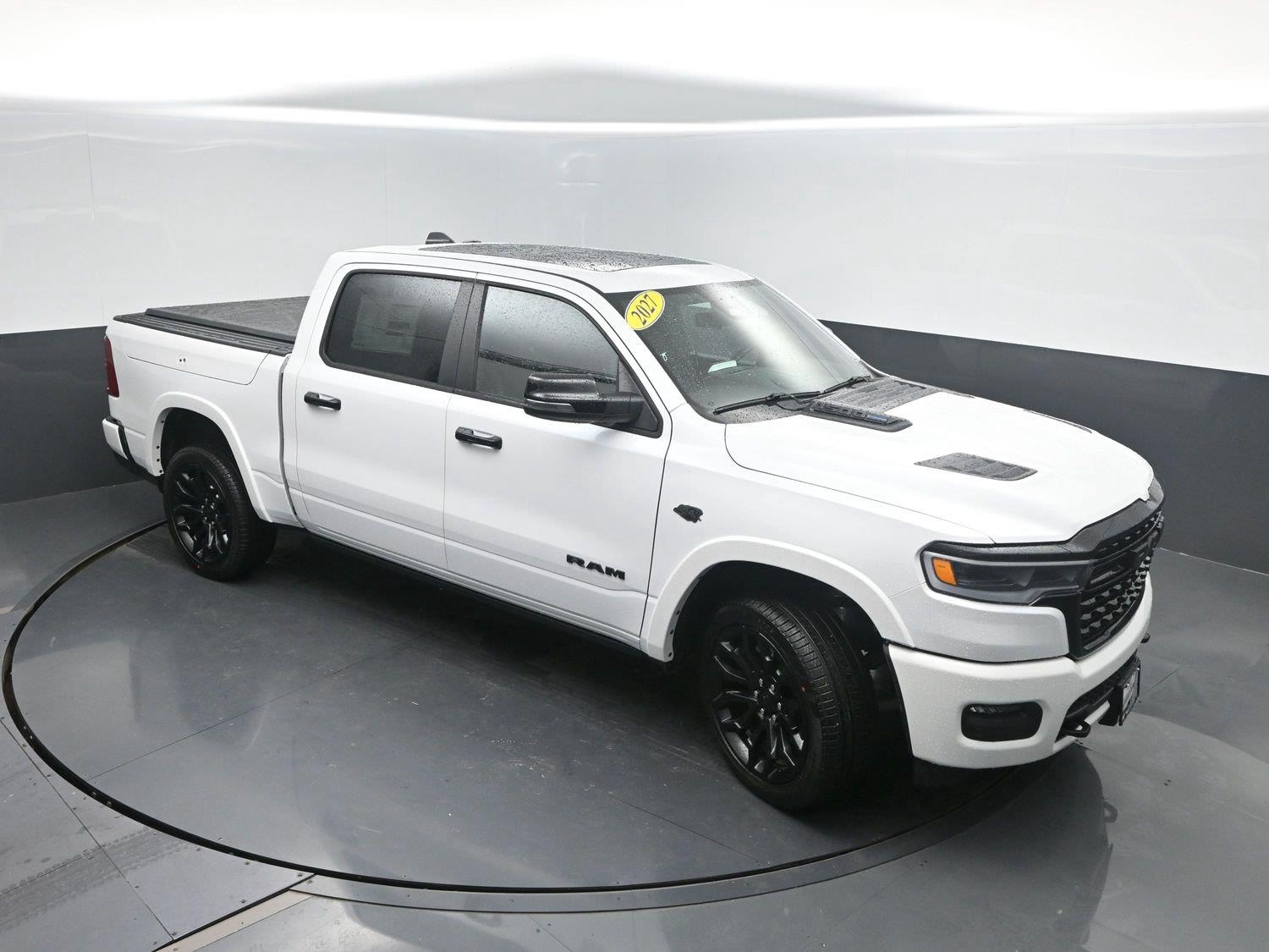 New 2027 Ivory White Tri-Coat Pearlcoat Ram Limited image 46