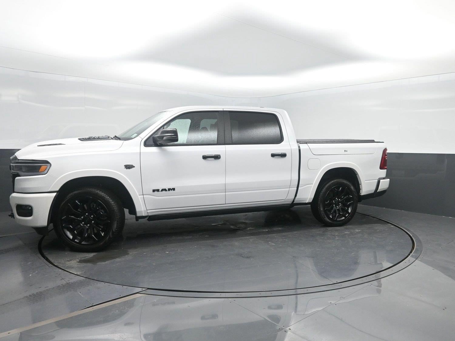 New 2027 Ivory White Tri-Coat Pearlcoat Ram Limited image 48
