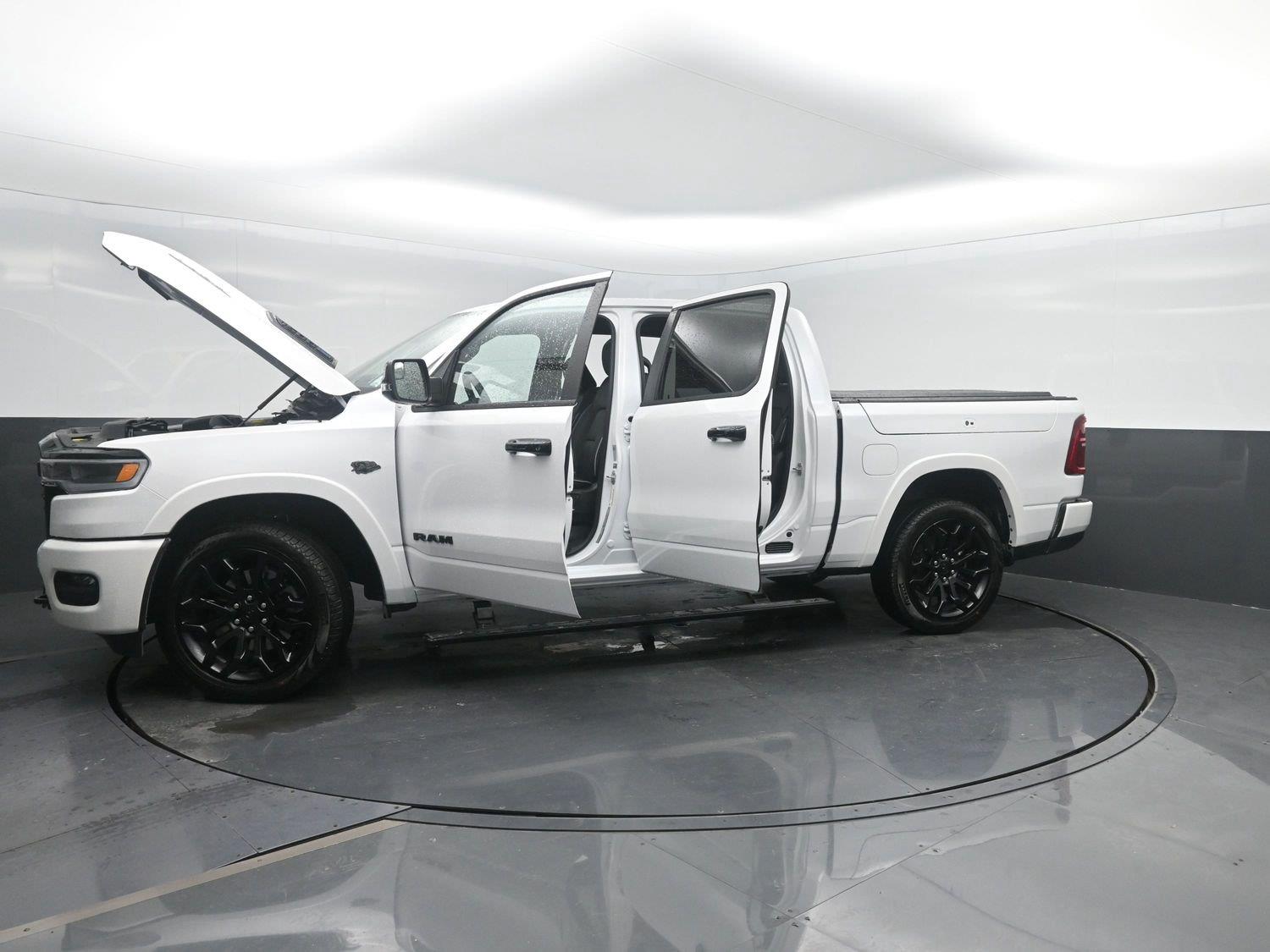 New 2027 Ivory White Tri-Coat Pearlcoat Ram Limited image 55