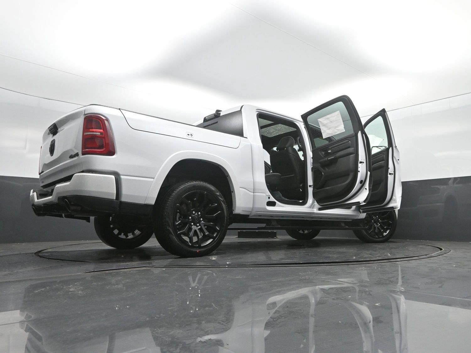 New 2027 Ivory White Tri-Coat Pearlcoat Ram Limited image 56