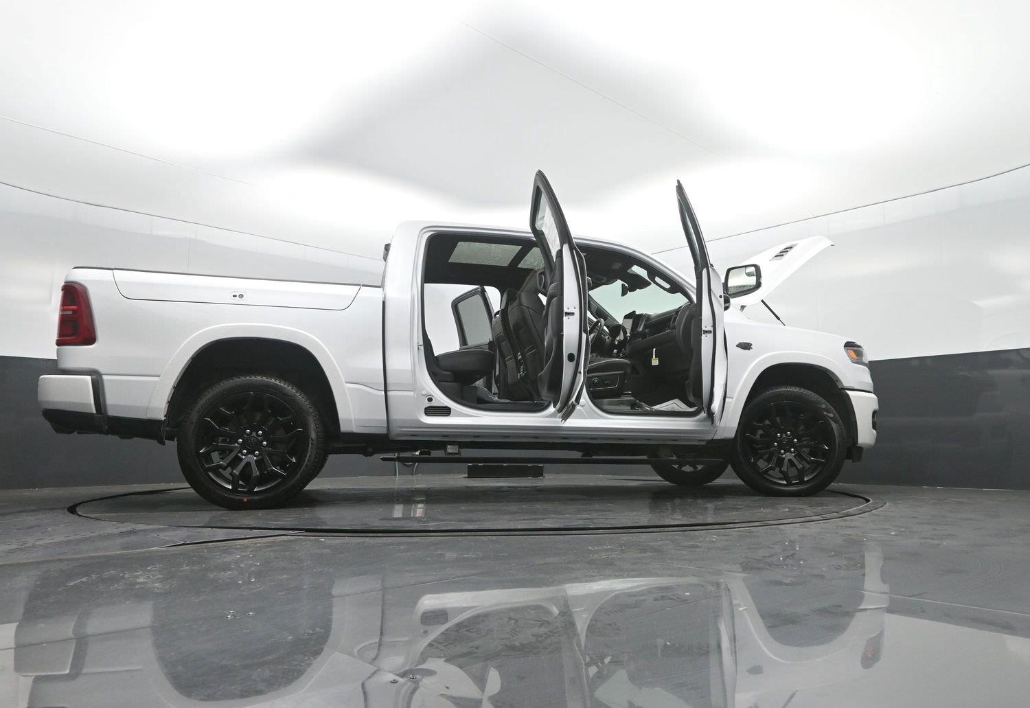 New 2027 Ivory White Tri-Coat Pearlcoat Ram Limited image 58
