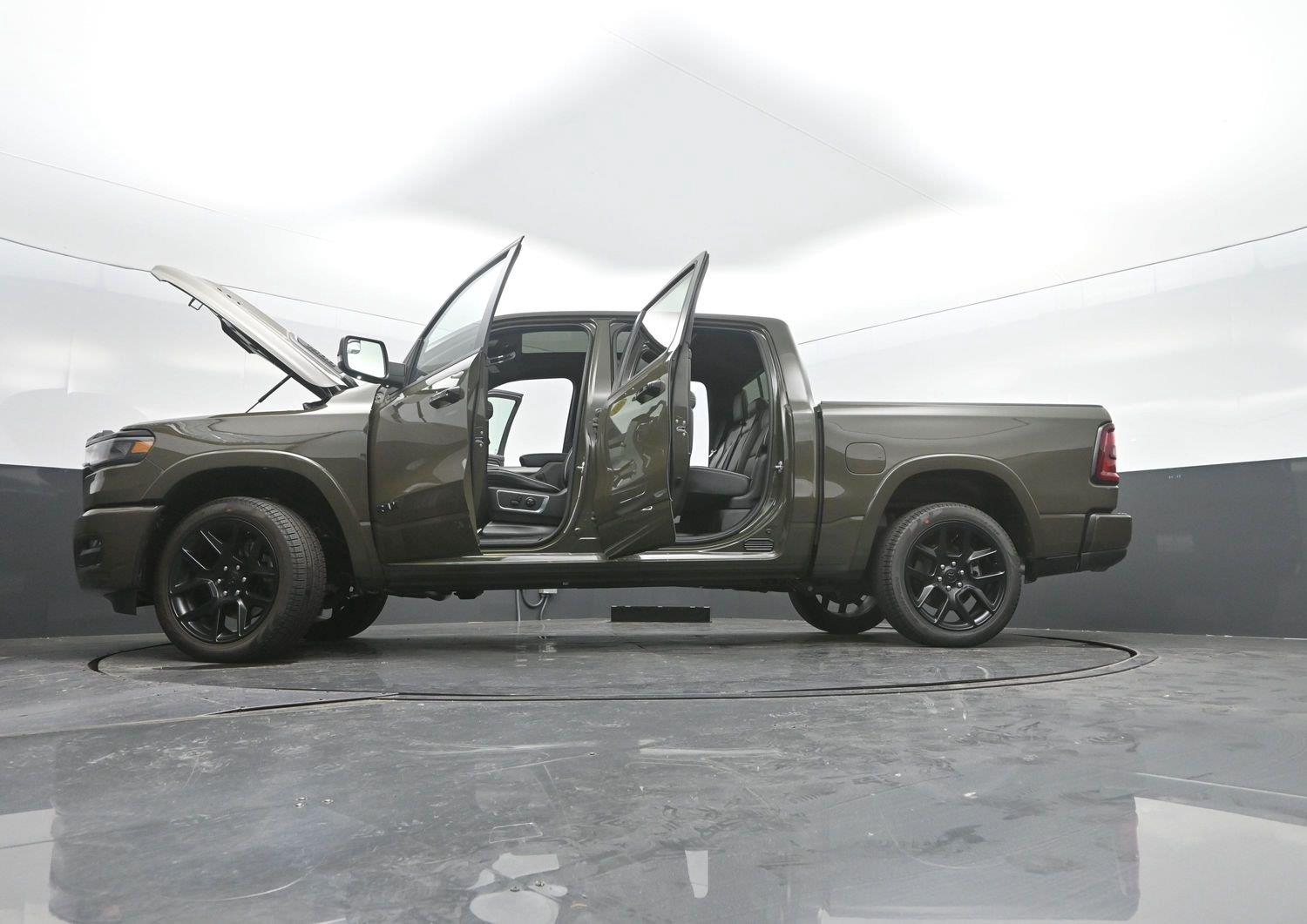 New 2026 Serrano Green Metallic Ram Laramie image 55