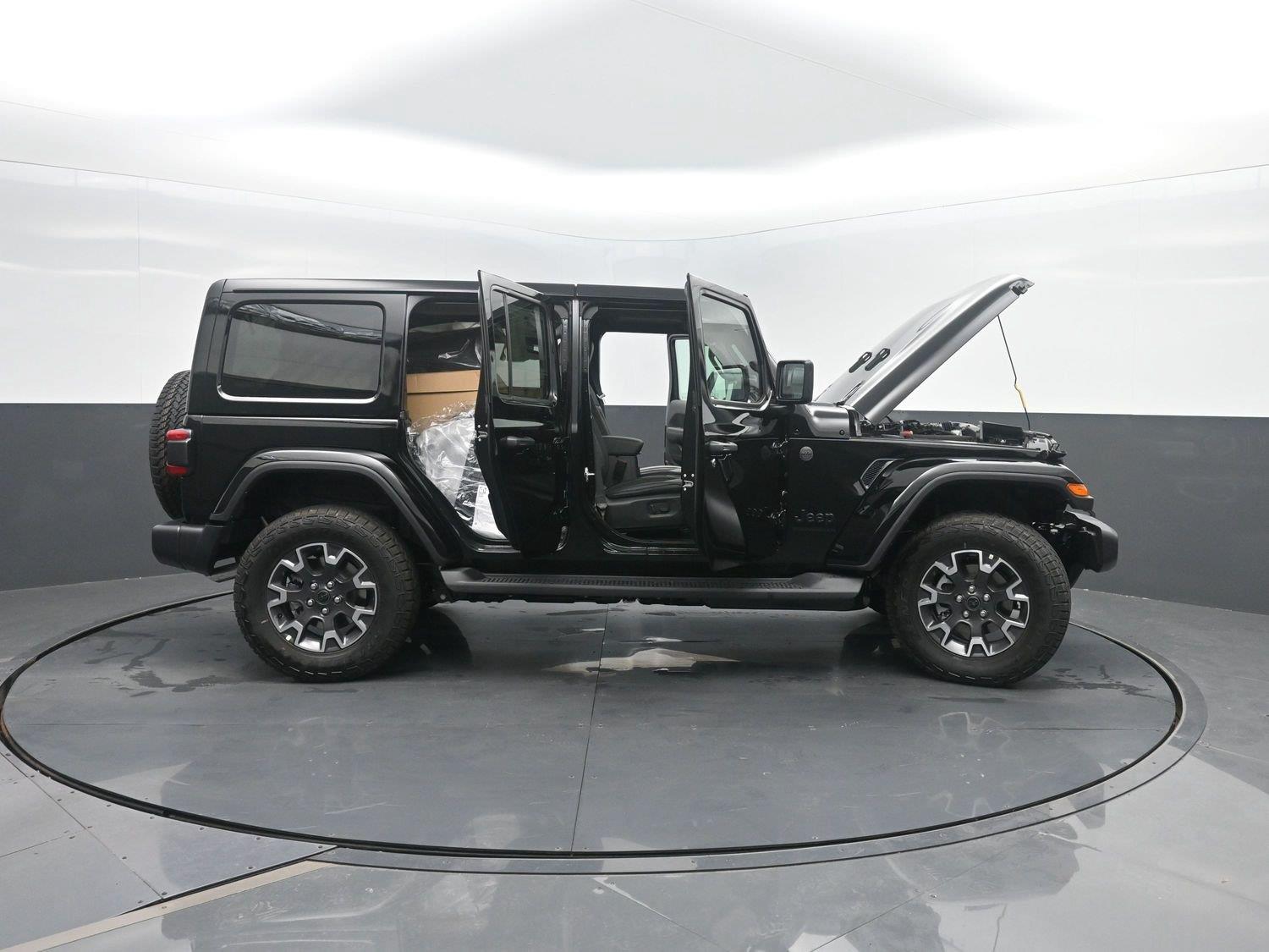 New 2027 Black Clearcoat Jeep Sahara image 43