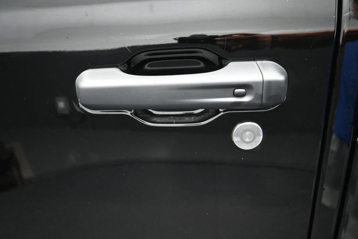 New 2027 Black Clearcoat Jeep Sahara image 14