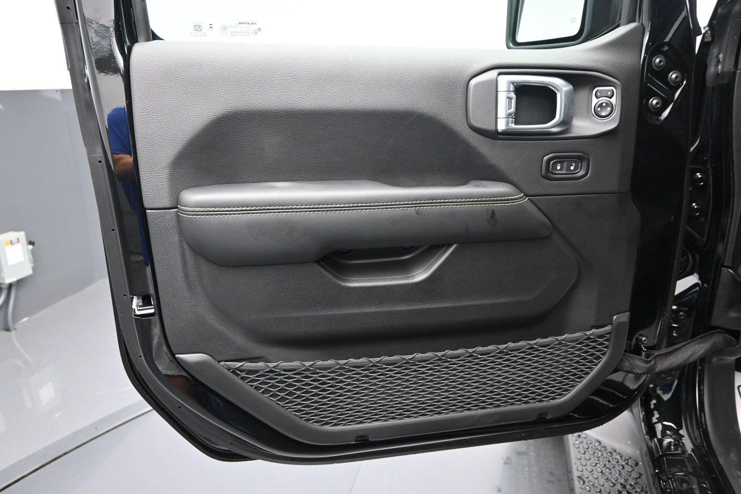 New 2027 Black Clearcoat Jeep Sahara image 15