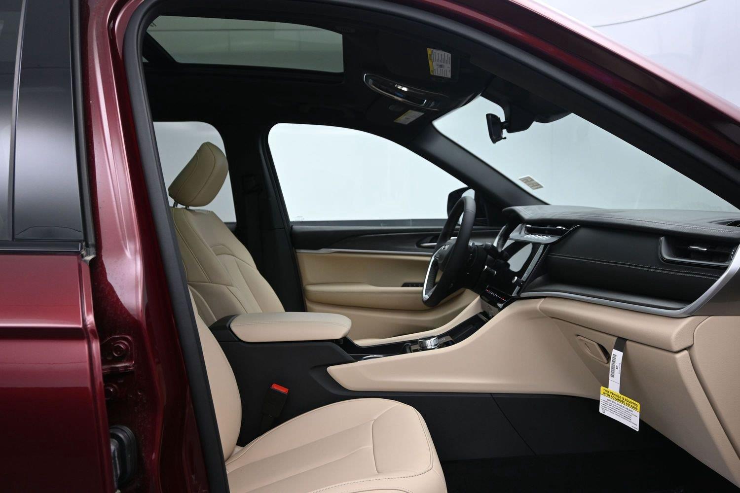 New 2026 Velvet Red Pearlcoat Jeep Limited image 10