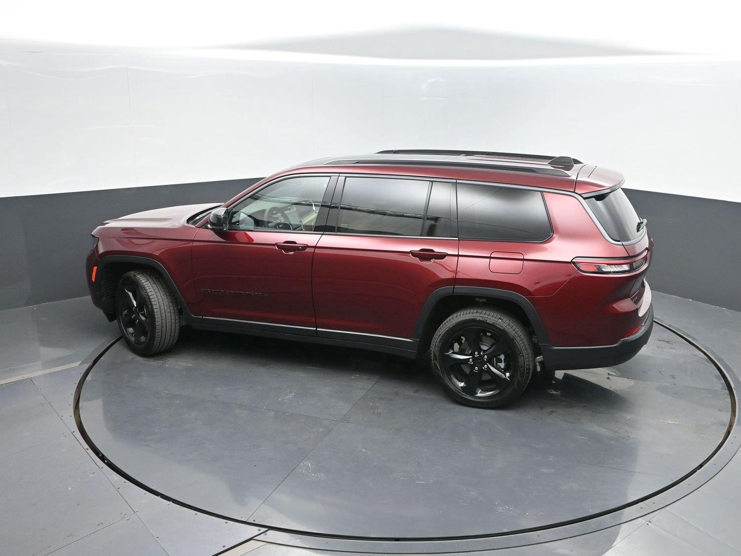 New 2026 Velvet Red Pearlcoat Jeep Limited image 38