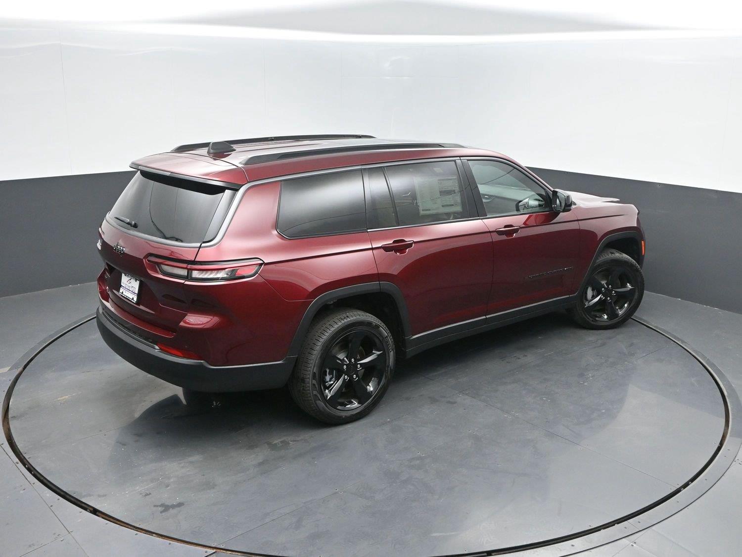 New 2026 Velvet Red Pearlcoat Jeep Limited image 39